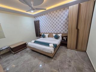 Kripa Hotel - 4
