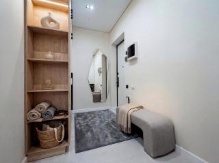 Elegant 65m2 Designer Apartment, Top Location - 5