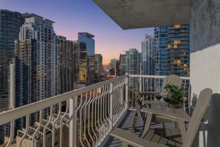 Sky-High Luxury 3BR with Brickell City & Bay Views - 0