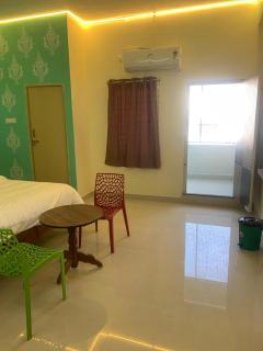 KH Residency And Lodging - 5