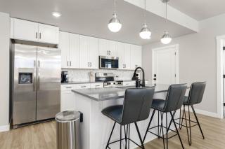 Resort Condo with Lazy River, Zion & Sand Hollow - 7