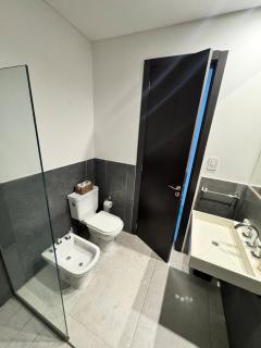 Espacioso apartamento con excelente ubicación - 6