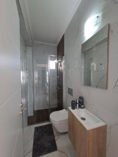 Modern & Cozy 1BR Apartment - 2