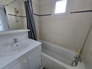 T2 Lumineux avec Balcon & Parking - Proche Centre - 4