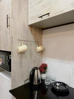 GoldCrib Studio - Eiffel Tower Bahria - 2