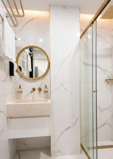 Hotel Precision Inns Near Delhi Airport - 5