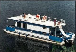 Spacious Muskie Houseboat - Sleeps 8 - Massive Upper Penthouse - Fast Wi-Fi HB10 - 3