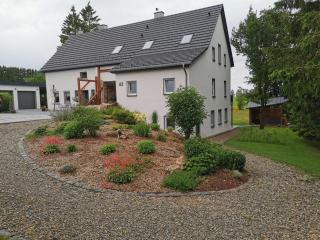 Auwer Hills - On dr Schür - 2