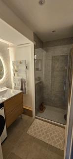 Appartement centre ville, 3 chambres, refait à neuf - 1