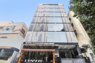 Townhouse Ameerpet - 0