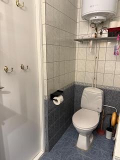 3Bdr Apartment with a Terrace in Kadriorg - 4