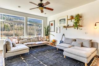 Nature Art Retreat on Breckenridge Creek with Pond! - 6