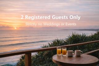 Beachfront apartment with king bed overlooking Coolum Bays - 4