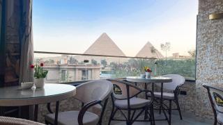 Queen Inn Pyramids View - 3