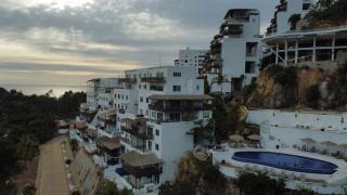 Penthouse with Beautiful View, Jacuzzi and Daily Cleaning - 4