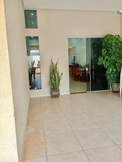 Casa com Piscina Próxima ao MotoGP Ideal para Grupos - 1