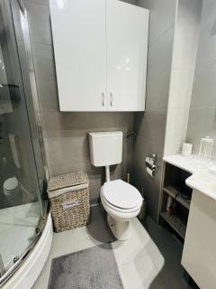 Royal Stay Podgorica - Princess Apartment - 3