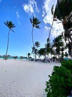 Your Beautiful Village Central 5 Min from the Beach - 2