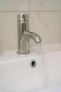 Stylish Luxury 2-Bed Newly Renovated flat - 4