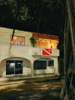 Mi Refugio Dive House - 9