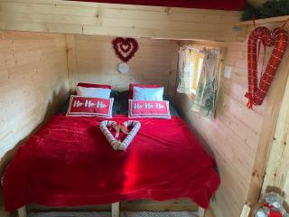 Santa Kota, Christmas cottage - 6