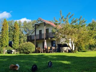 Comfy house by the lake in nature park - 1