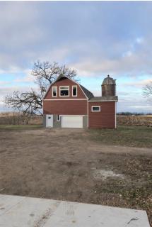 Hayloft Hideaway - 0