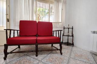 Casa con jardín y parrilla 3 ambientes Cochera opcional - 8