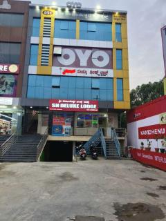 Hotel O SN Deluxe - 6