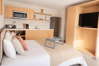 Upscale Combo Unit with Rooftop - 3