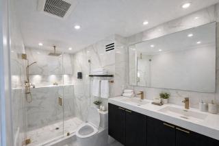 Upscale 3BR 2BA Apartment Near NYC Quick NYC Access - 2