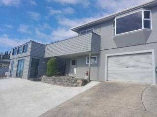 Three bedroom & Granny flat near Tahunanui Beach - 8