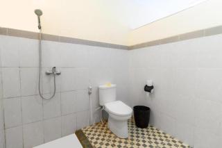 Deluxe double or twin with pool view - 3