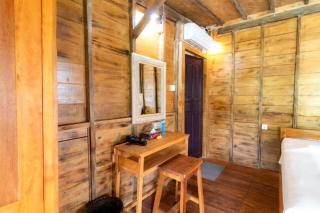 deluxe double or twin room with balcony - 3