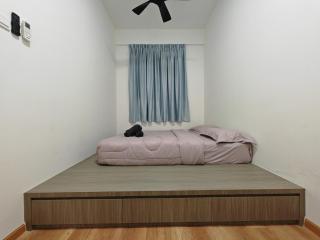 Mykey The Quartz Family Room Netflix Near Jonker - 6