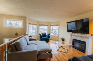 Bright 3BR Upper Suit, 23 min to Jasper NP - 5