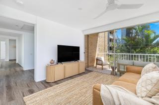 Old Burleigh Apartments - 1