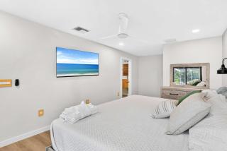 4BR Getaway Near Beach & Village Sleeps 8 - 1
