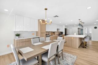 4BR Getaway Near Beach & Village Sleeps 8 - 1