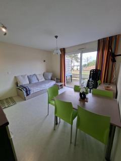 Fully equipped Poussin 12 cottage - 8