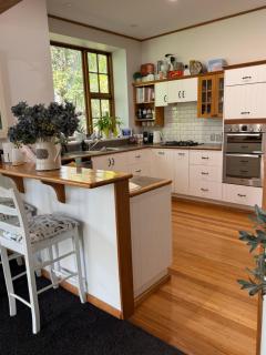 Peaceful Homestay 7 Minutes from Christchurch Airport - 3