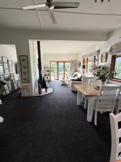 Peaceful Homestay 7 Minutes from Christchurch Airport - 7