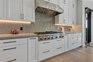 Spacious Ski Getaway - Hot Tub - 5 Bedroom home - 1