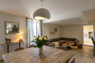 Luxurious Villa With Spa And Indoor Swimming Pool - 3