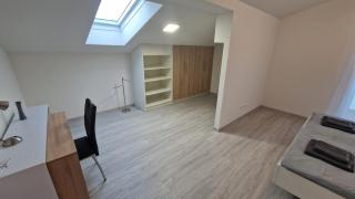 Apartment Dachgeschoss - 2