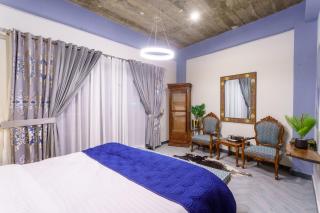 Walnut Riverside Resort - 8