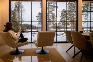 New Luxury Villa by the Sea with Panoramic Views - 4