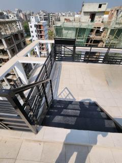 Bashundhara 1BR AC Suite Near Airport - 5