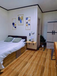 G & B Transient House - 6