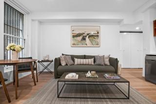 Heritage City Stay in Historic Building - 8